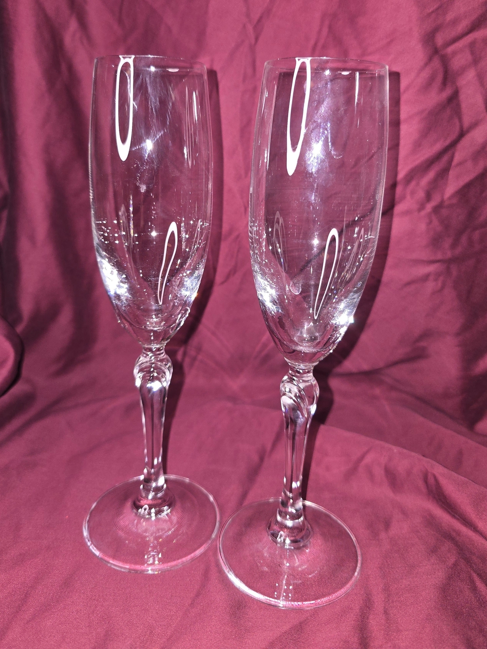 Clear Champagne Flutes - Elegant Glassware (Set of 2)